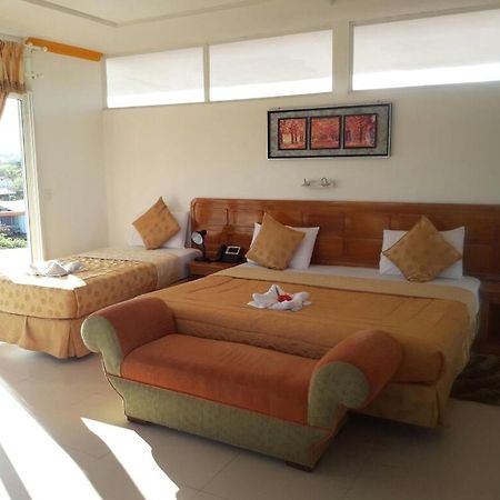 Hotel Dejavu Пуэрто-Айора Экстерьер фото