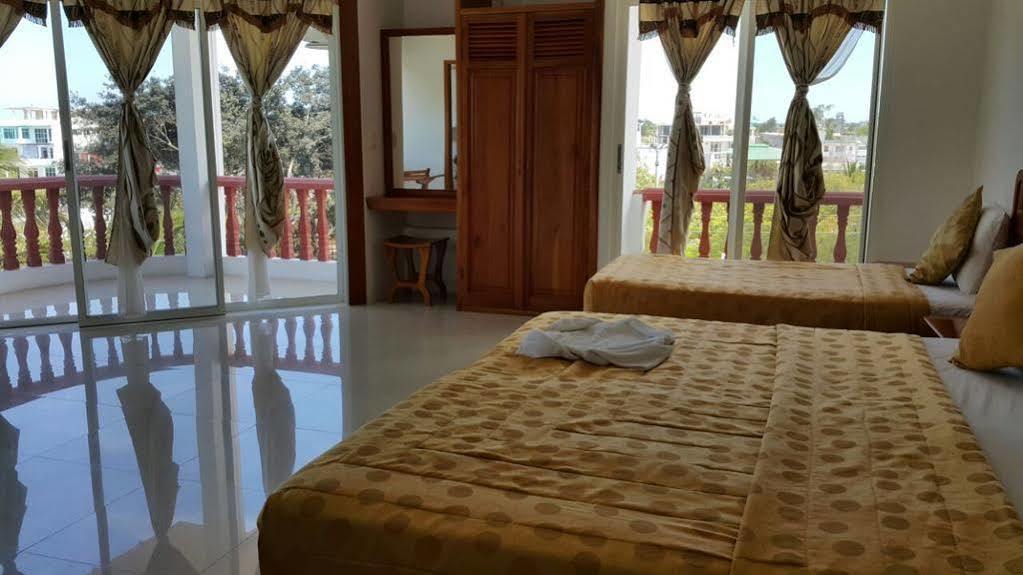 Hotel Dejavu Пуэрто-Айора Экстерьер фото